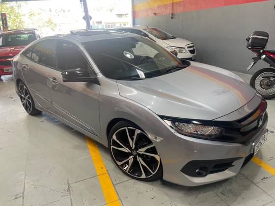 HONDA CIVIC 1.5 16V TURBO GASOLINA TOURING 4P CVT HONDA CIVIC 1.5 16V TURBO GASOLINA TOURING 4P CVT